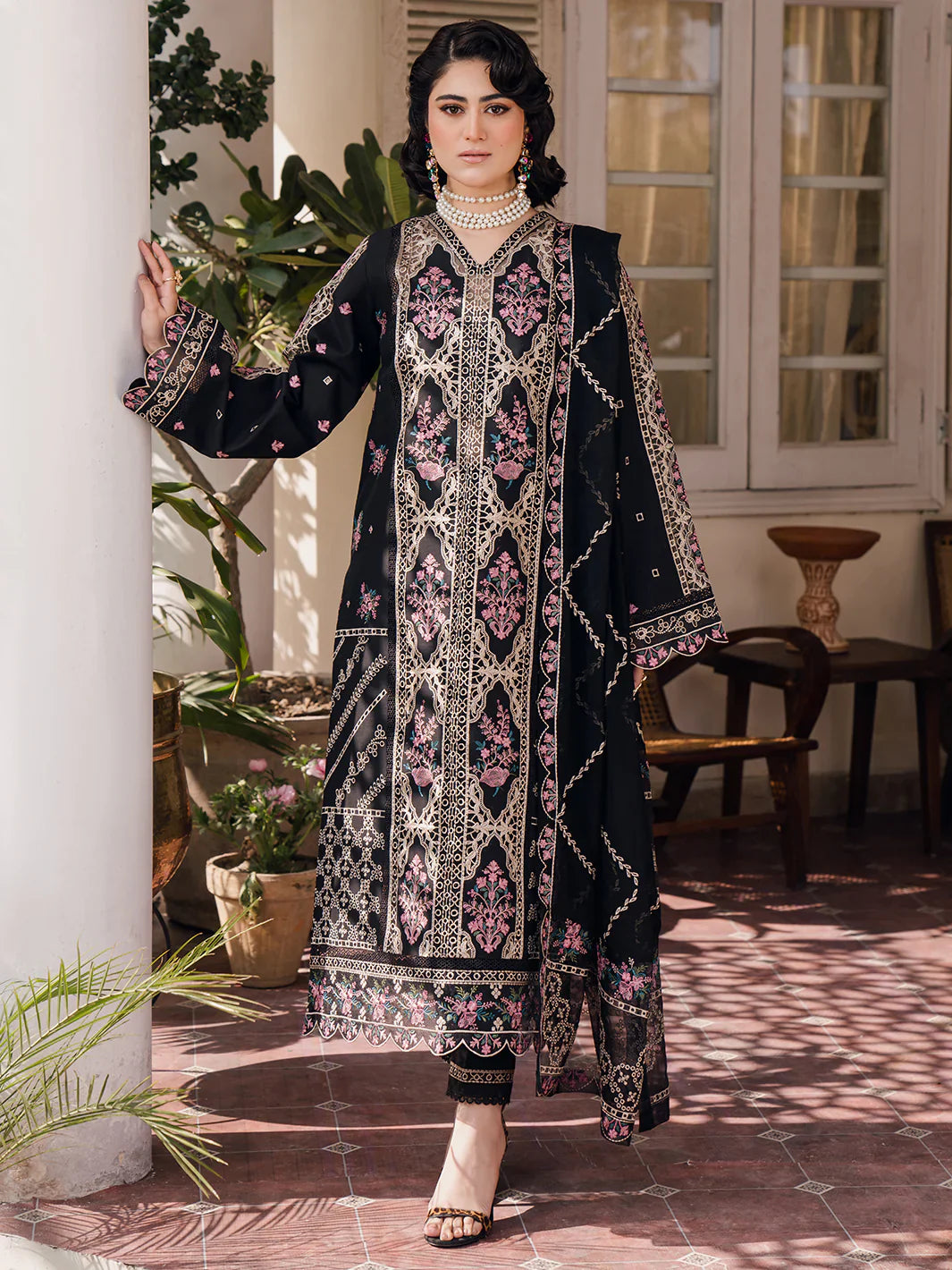 Bin Ilyas | Naqsh Luxury Lawn | Esra