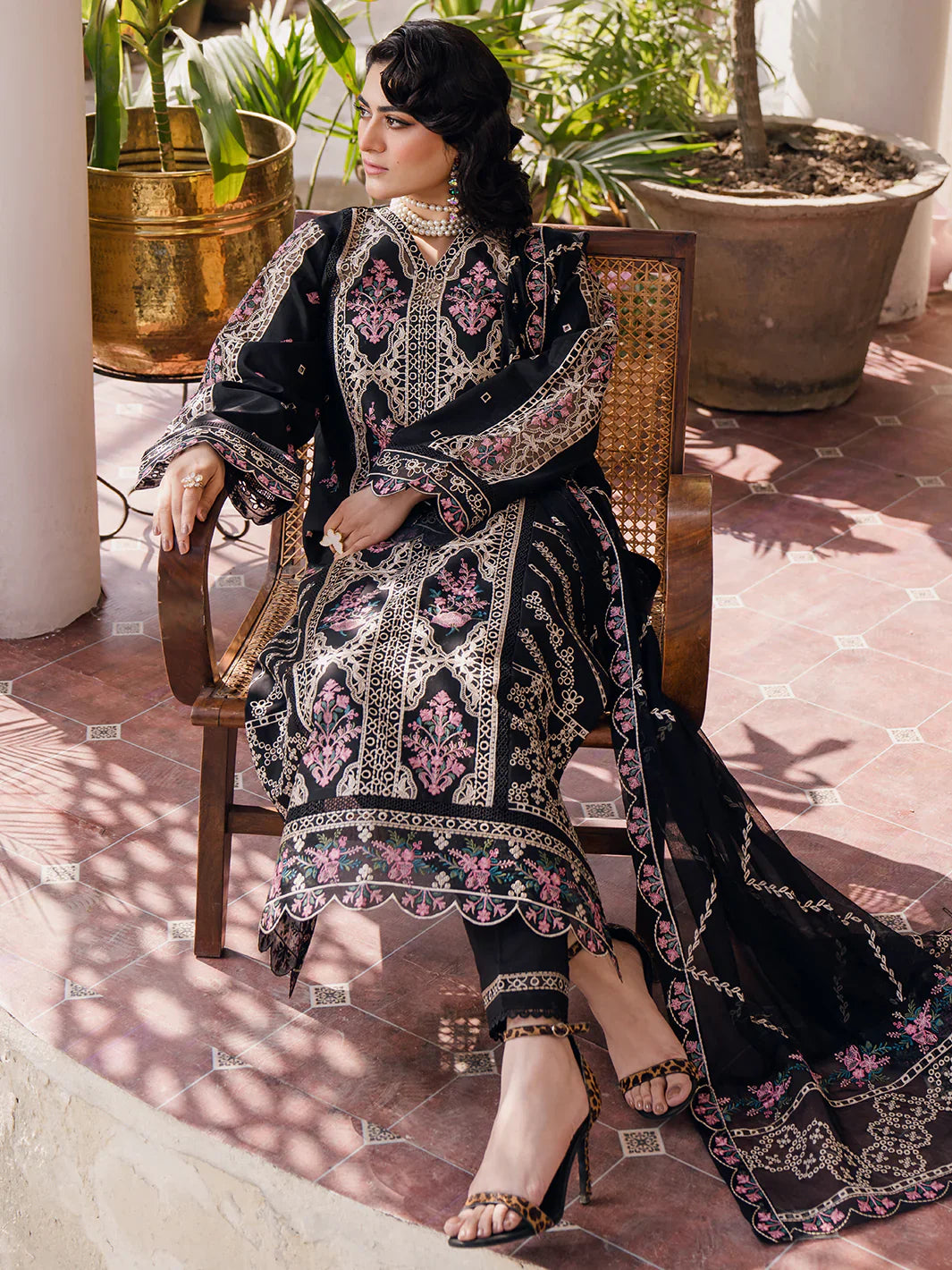 Bin Ilyas | Naqsh Luxury Lawn | Esra