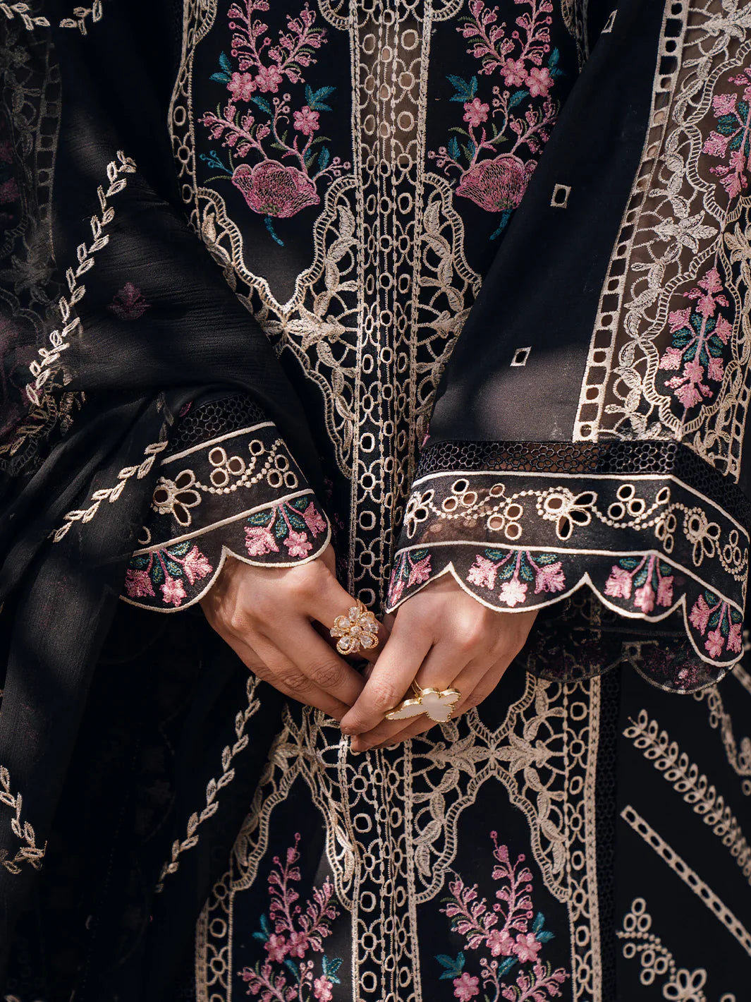 Bin Ilyas | Naqsh Luxury Lawn | Esra