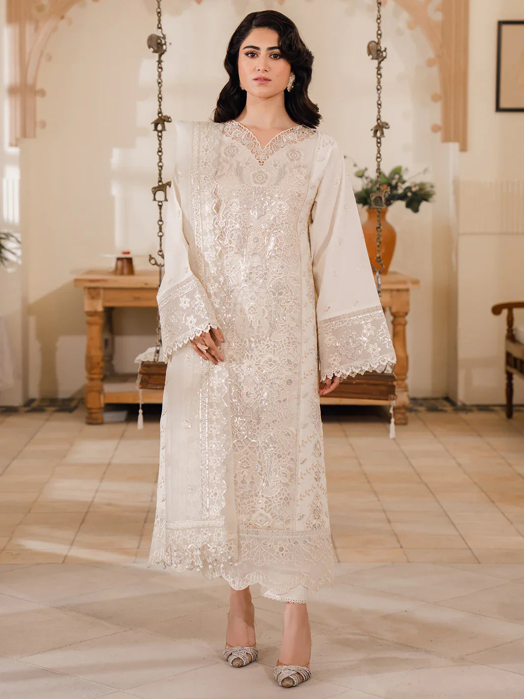 Bin Ilyas | Naqsh Luxury Lawn | Laira