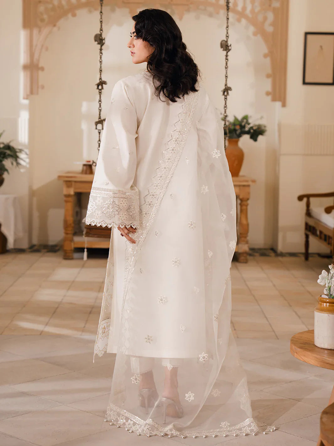 Bin Ilyas | Naqsh Luxury Lawn | Laira