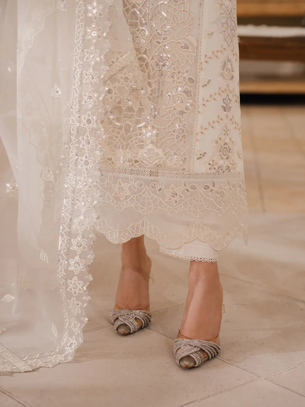 Bin Ilyas | Naqsh Luxury Lawn | Laira