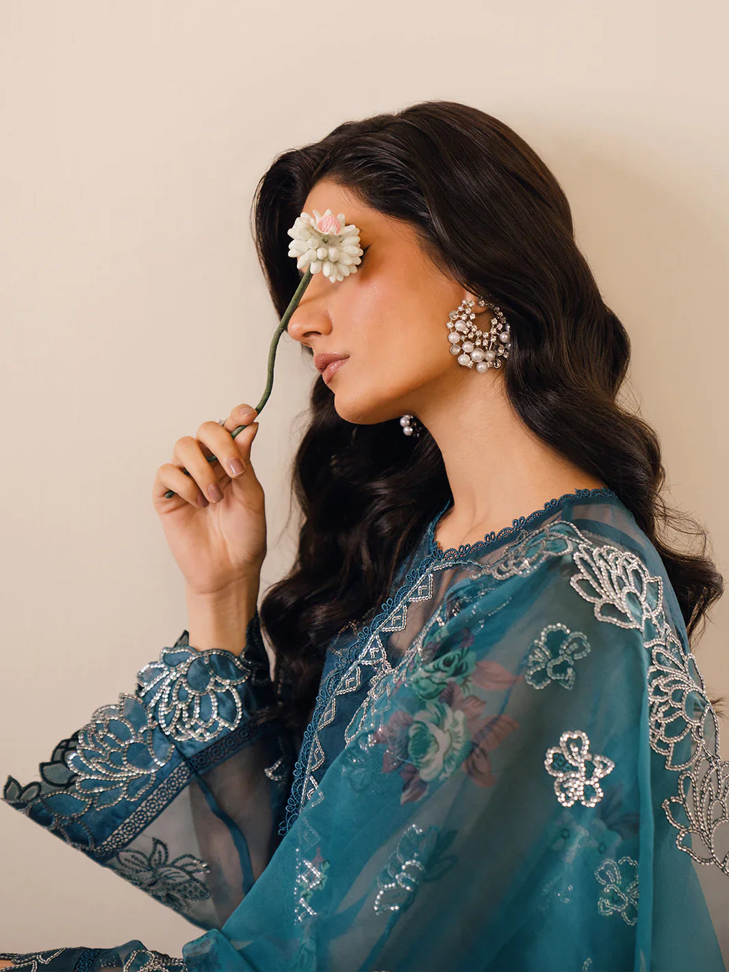 Bin Ilyas | Naqsh Luxury Lawn | Mavi