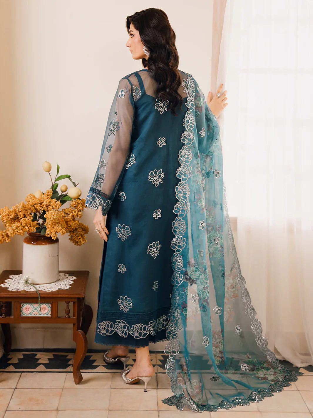 Bin Ilyas | Naqsh Luxury Lawn | Mavi