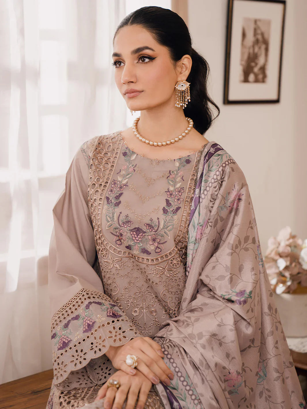 Bin Ilyas | Naqsh Luxury Lawn | Sorin