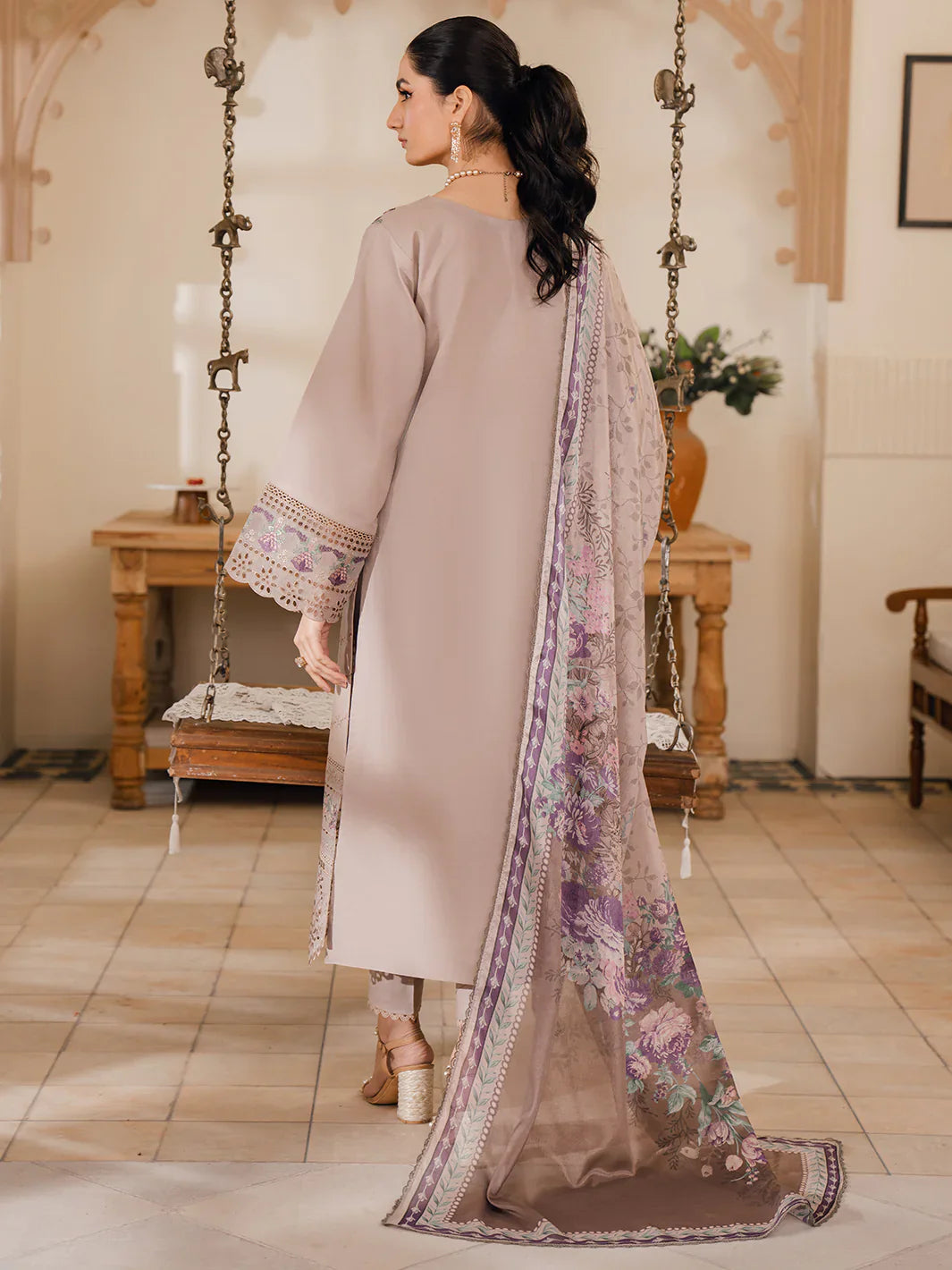 Bin Ilyas | Naqsh Luxury Lawn | Sorin
