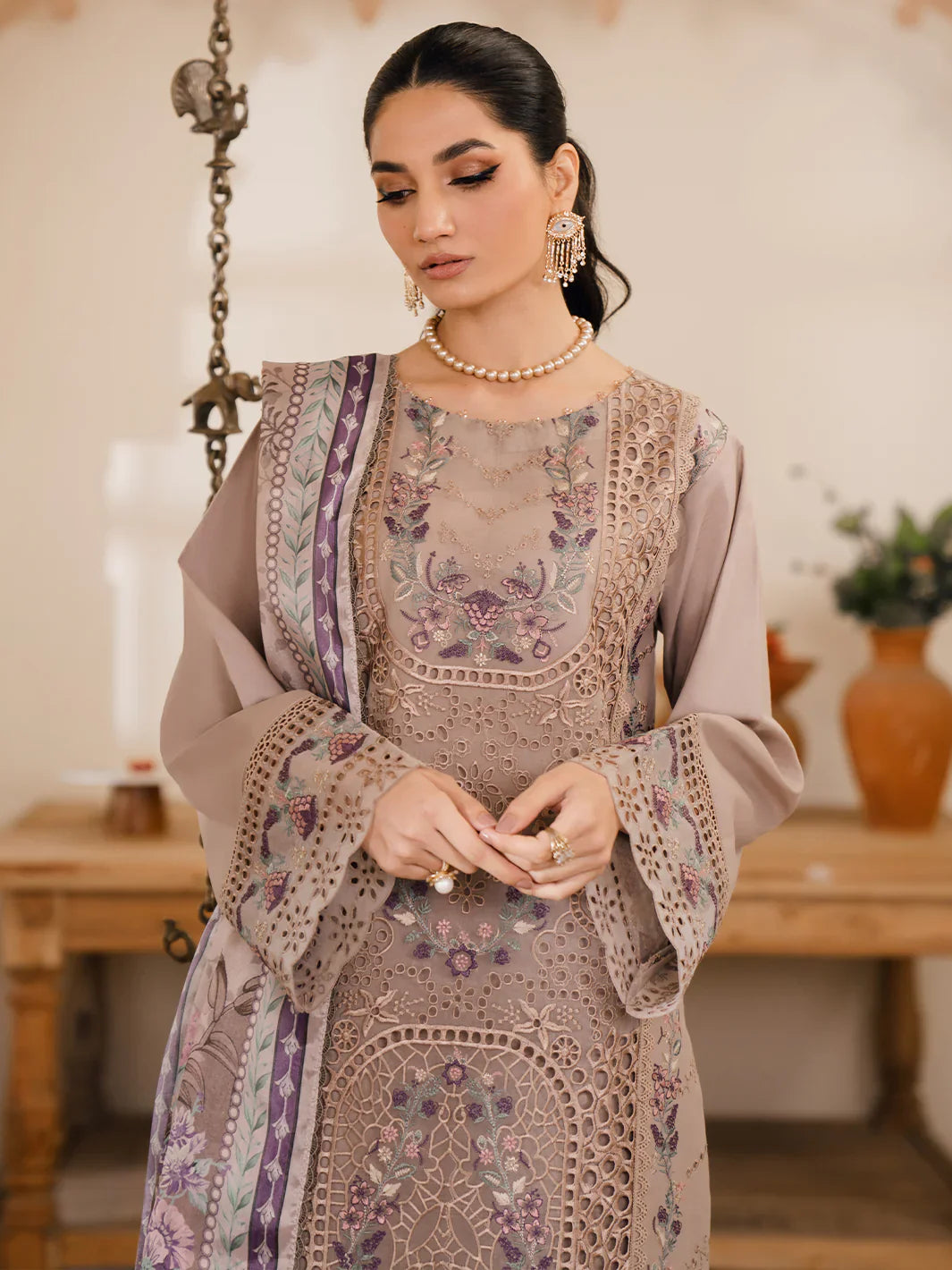 Bin Ilyas | Naqsh Luxury Lawn | Sorin