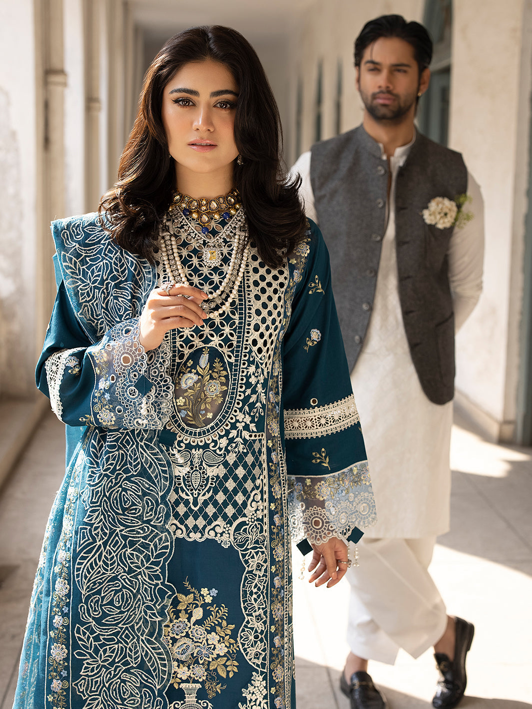 Mahnur | Mahrukh Luxury Lawn 24 | SERENE