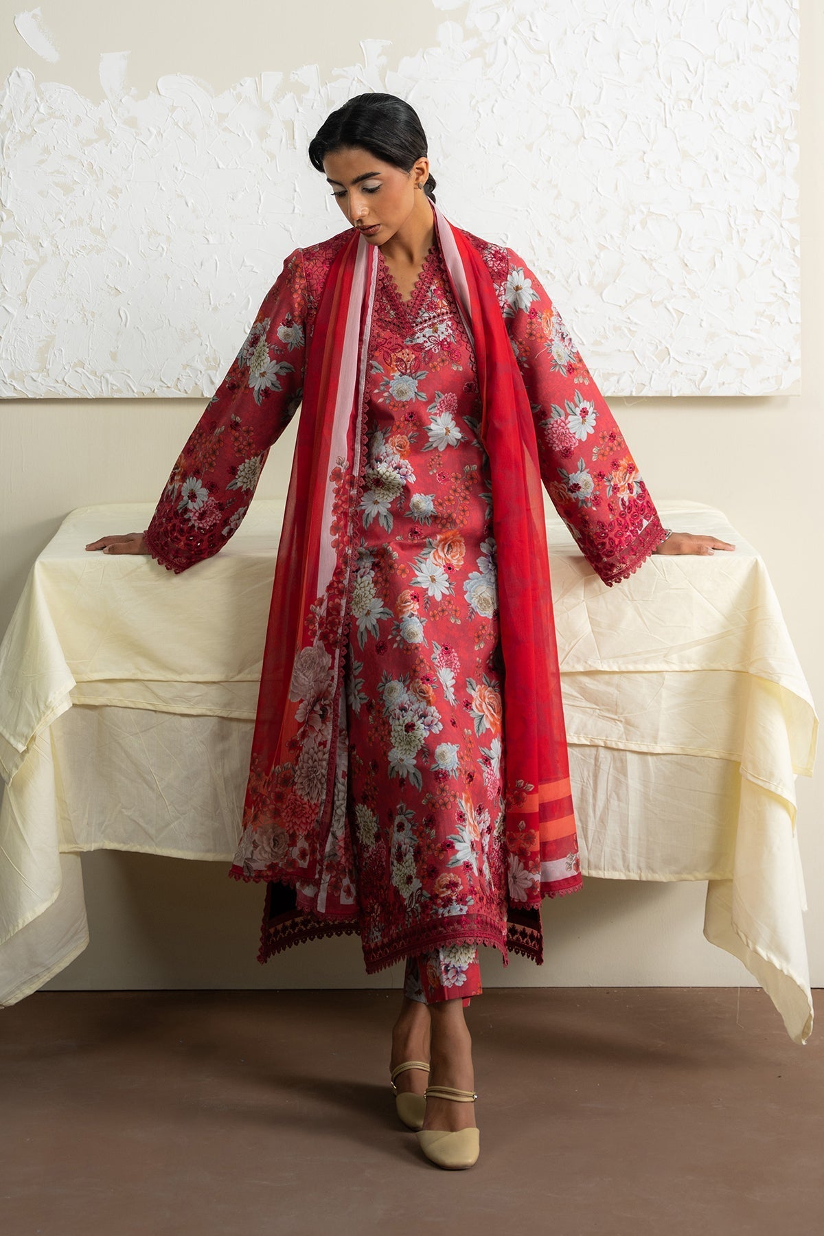 Ayzel | The Bare Minimum | HONEYROSE