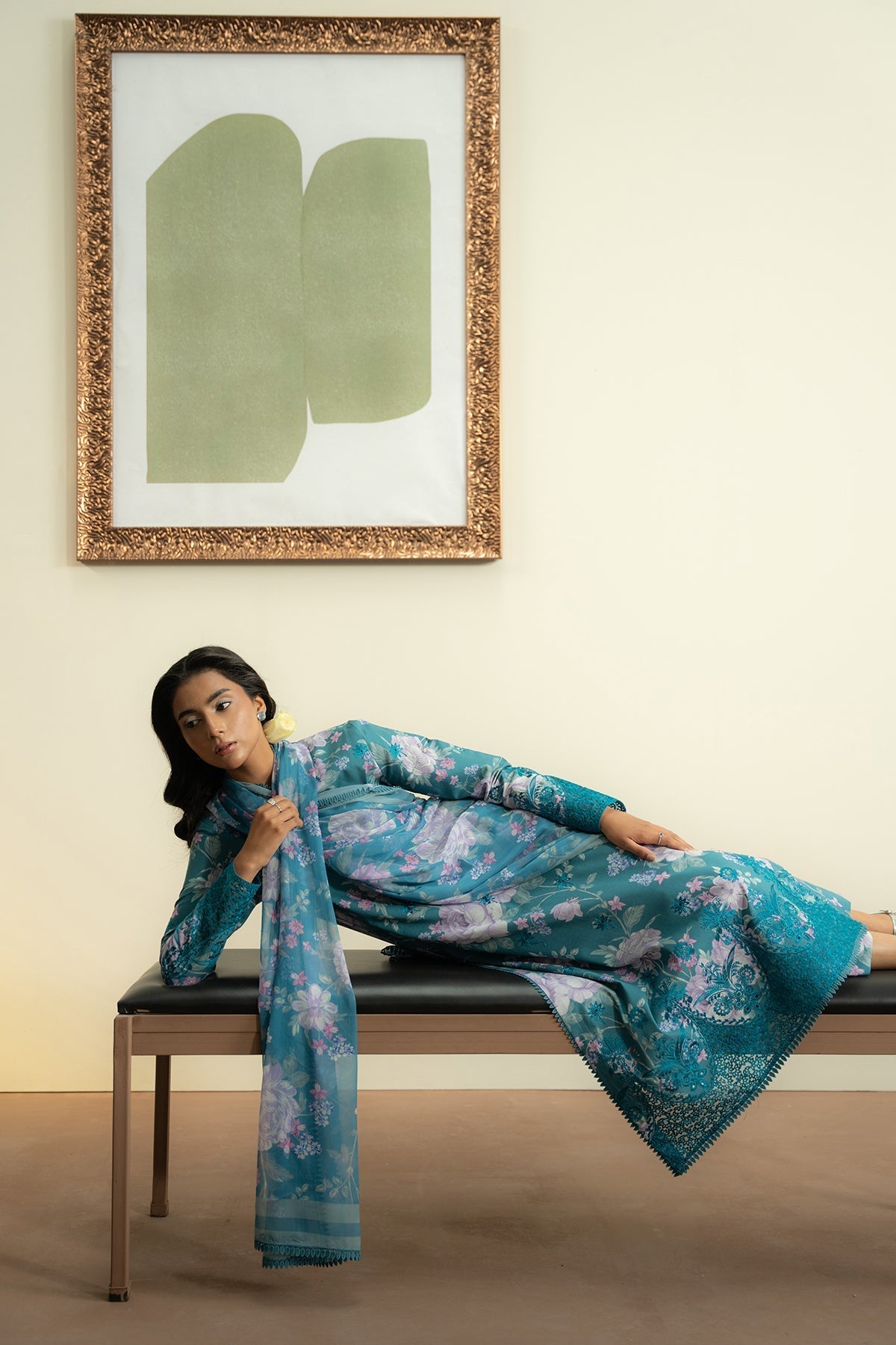 Ayzel | The Bare Minimum | ROSELLA