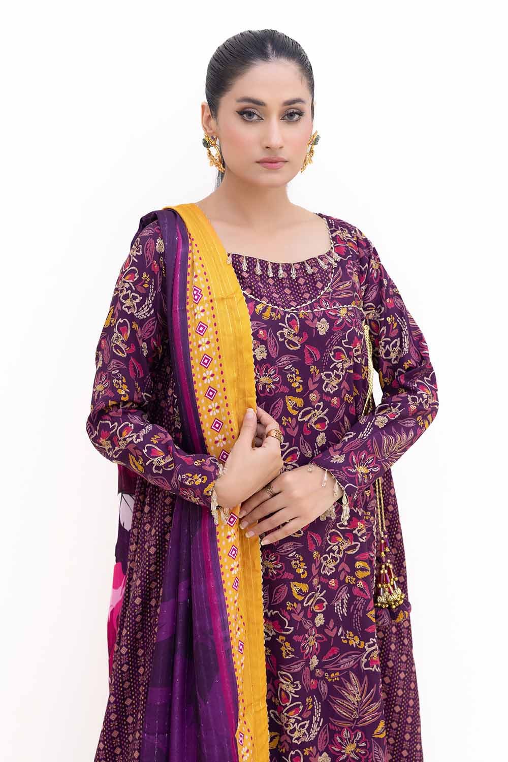 Gul Ahmed | Winter Collection 24 | Gold Printed Polyestor Suit with Printed Sequins Stripe Dupatta SP-42047