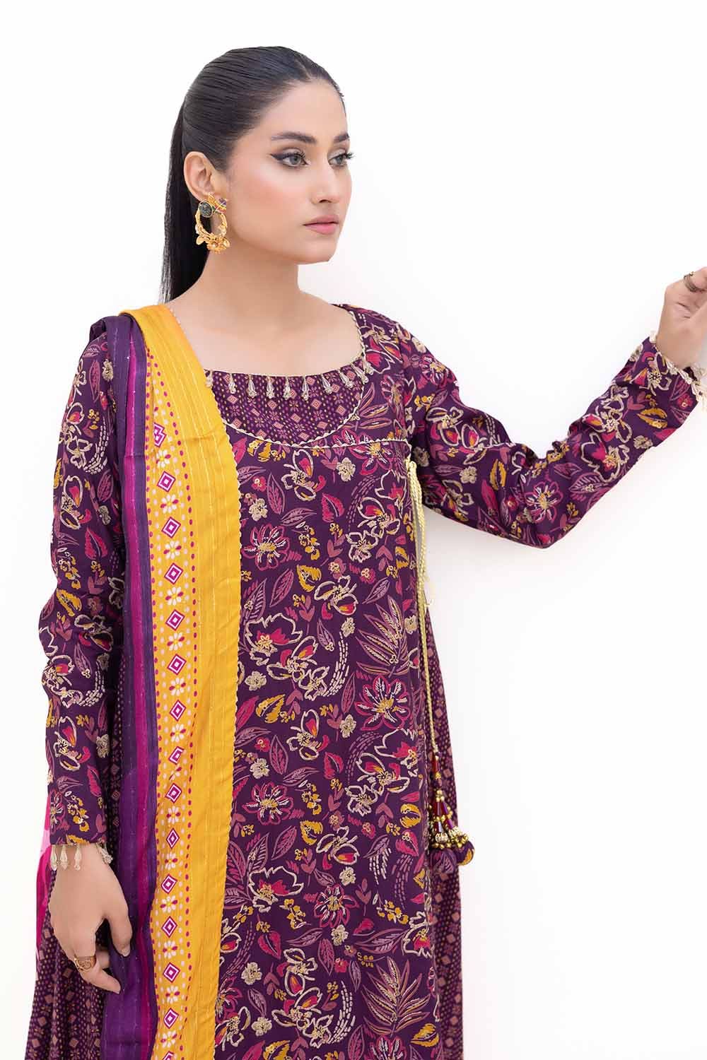 Gul Ahmed | Winter Collection 24 | Gold Printed Polyestor Suit with Printed Sequins Stripe Dupatta SP-42047