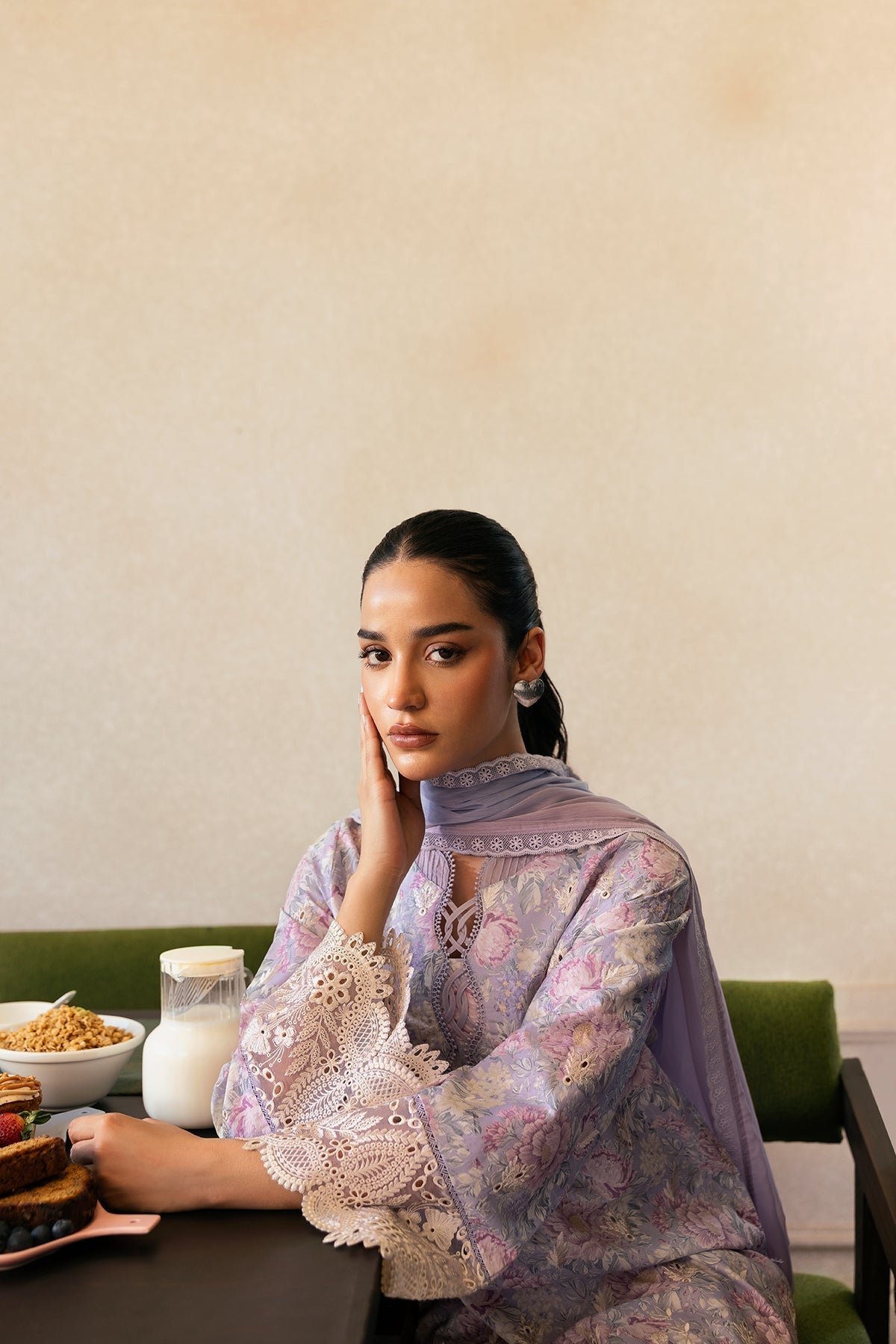 Afrozeh | Day Break | Dust Lit