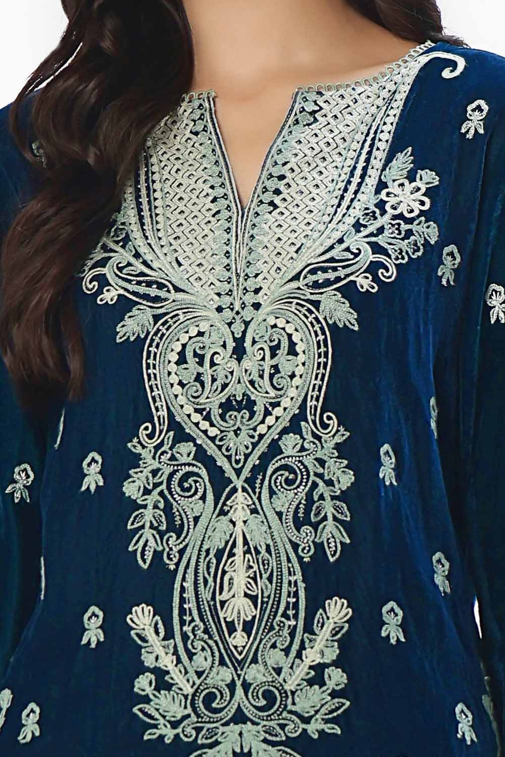 Gul Ahmed | Winter Collection 24 | Velvet Dupatta WV-42004