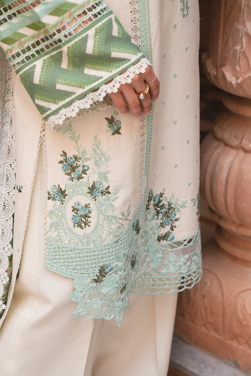 Manara | Vintage Karandi 24 | ZIRCON